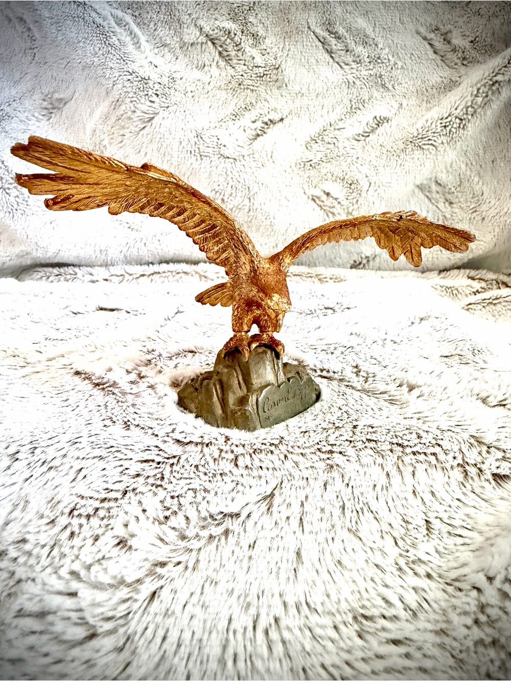 Gold Eagle Decor